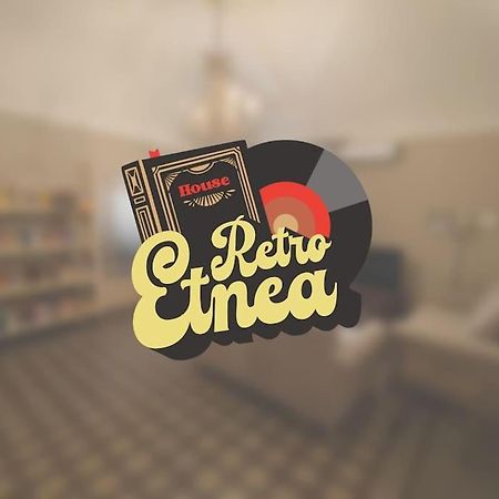 Retroetnea - Appartamento In Centro Storico - Con Camere Comunicanti Катанія Екстер'єр фото